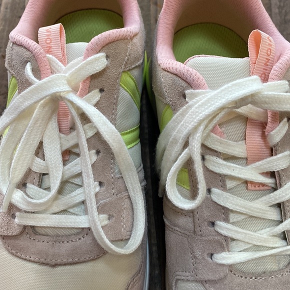 Vionic sneakers - Picture 10 of 14